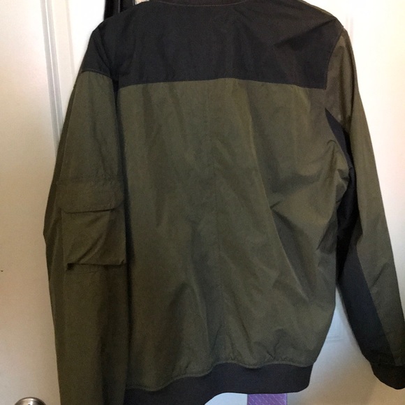 Bomber jacket - Picture 3 of 3